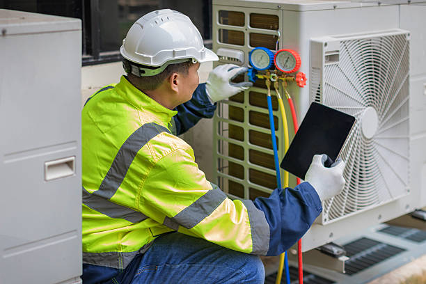 Professional Hvac technician working in Pelham, NY